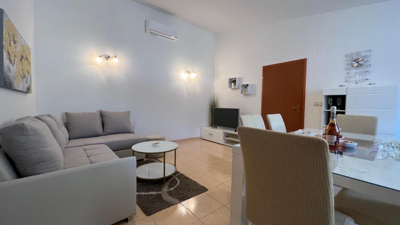 Appartement House Roca à Vodice Extérieur photo